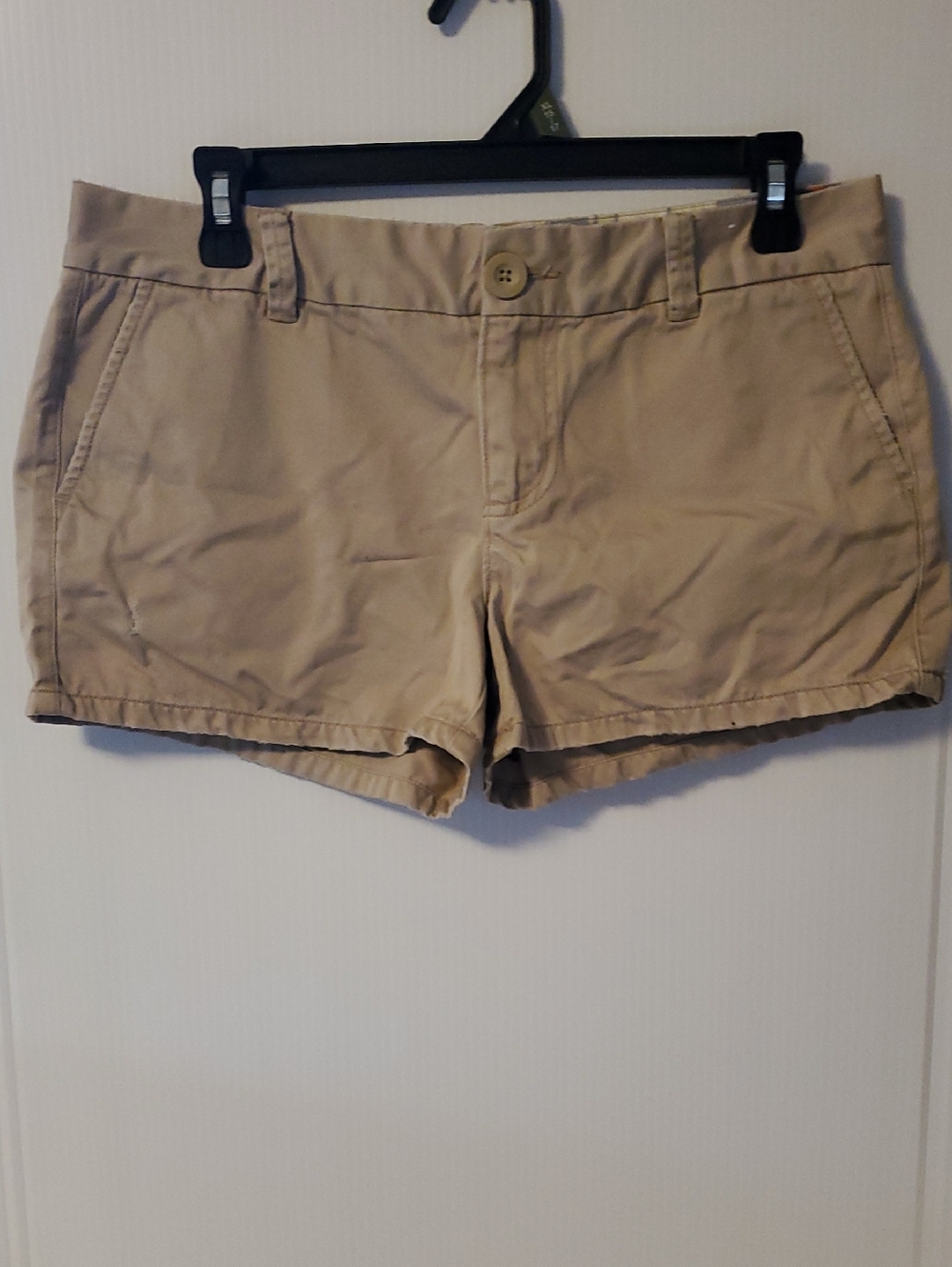 Old Navy Khaki Women's Shorts Size 6